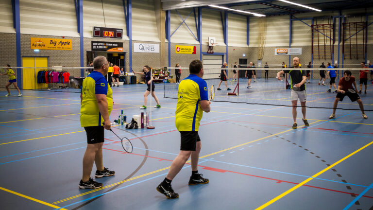 Fantastische opkomst Open Badmintontoernooi Gendt!